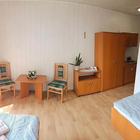 Chalupka V Rajeckych * Zsolna